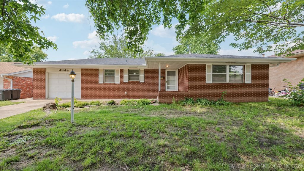 4944 Cornell Drive, Bartlesville, OK 74006