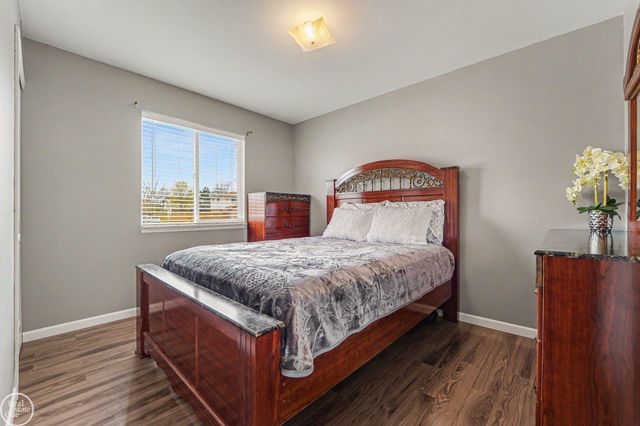 17652 Millstone Drive, Macomb, MI 48044