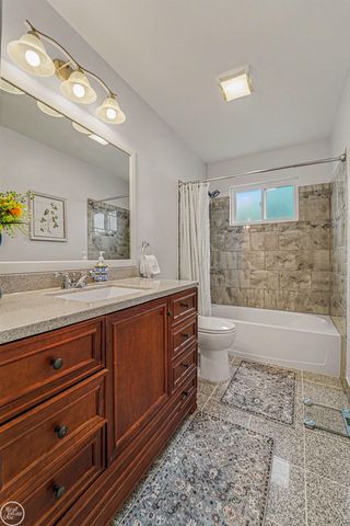 17652 Millstone Drive, Macomb, MI 48044