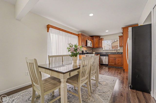 17652 Millstone Drive, Macomb, MI 48044