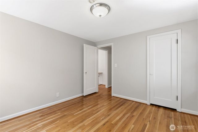346 N 102nd Street, Seattle, WA 98133