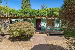 346 N 102nd Street, Seattle, WA 98133