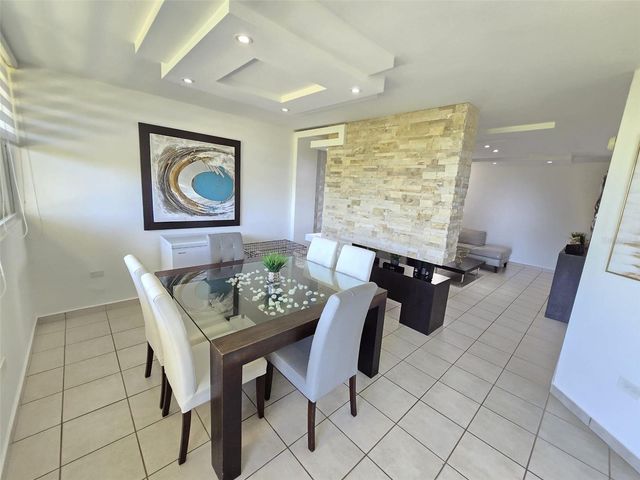 229 CHALETS DE LA PLAYA 229, Vega Baja, PR 00693