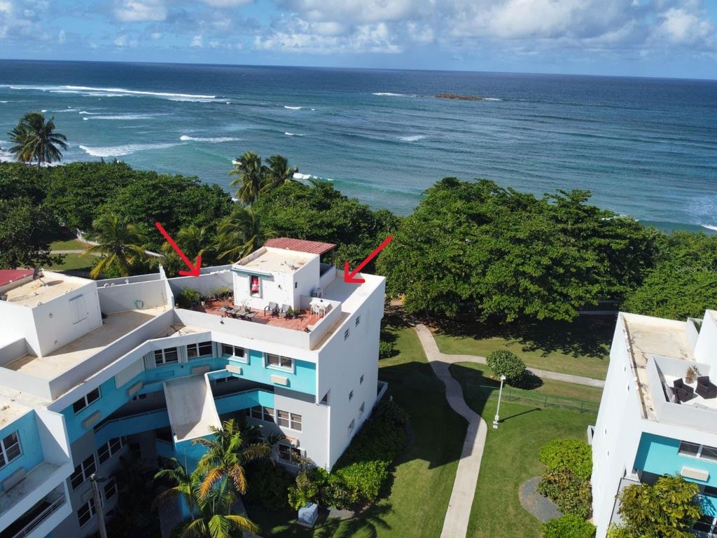 229 CHALETS DE LA PLAYA 229, Vega Baja, PR 00693