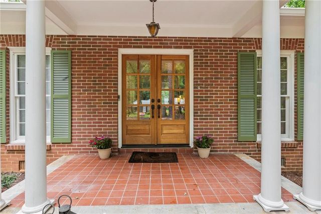 2373 Oxbow Circle, Stone Mountain, GA 30087