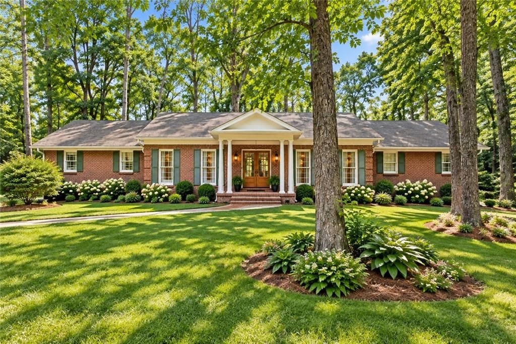 2373 Oxbow Circle, Stone Mountain, GA 30087