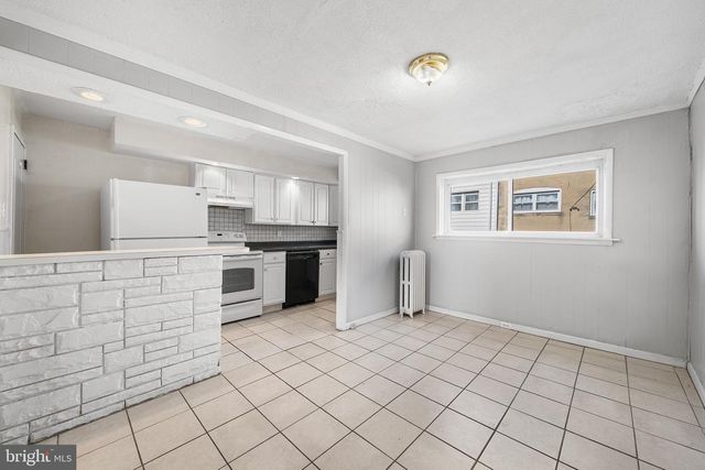 7139 GREENWOOD AVE, Upper Darby, PA 19082