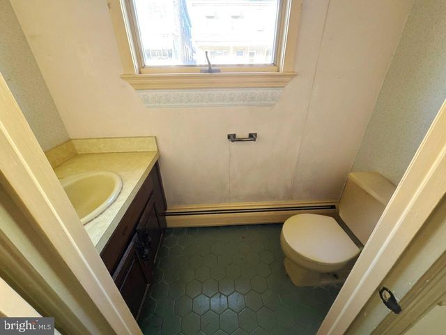 251 N COLUMBIA ST, Tamaqua, PA 18252