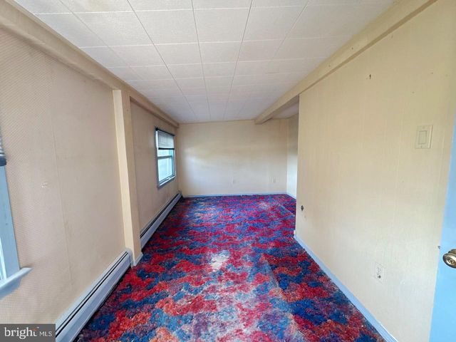 251 N COLUMBIA ST, Tamaqua, PA 18252