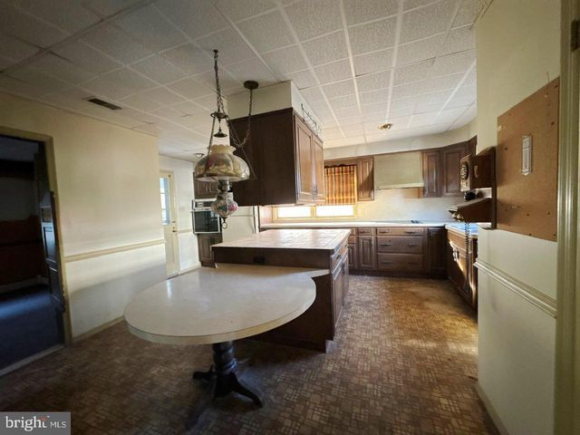 251 N COLUMBIA ST, Tamaqua, PA 18252