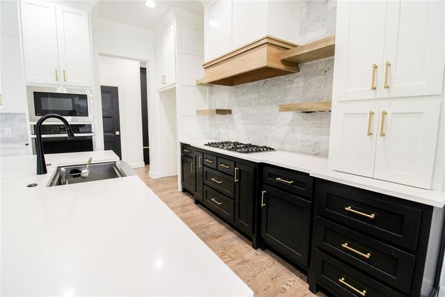 405 Braxton Way, Yukon, OK 73099