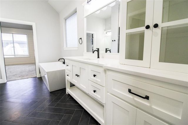 405 Braxton Way, Yukon, OK 73099