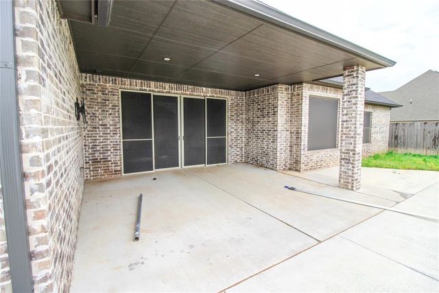 405 Braxton Way, Yukon, OK 73099