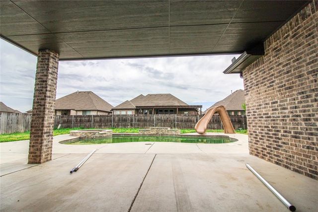 405 Braxton Way, Yukon, OK 73099