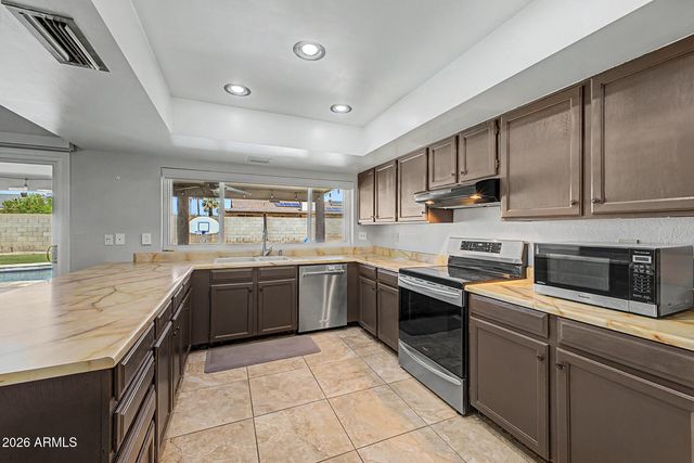 5828 E LUDLOW Drive, Scottsdale, AZ 85254