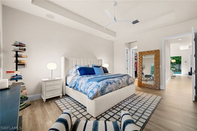 9172 Mercato LN, Naples, FL 34108