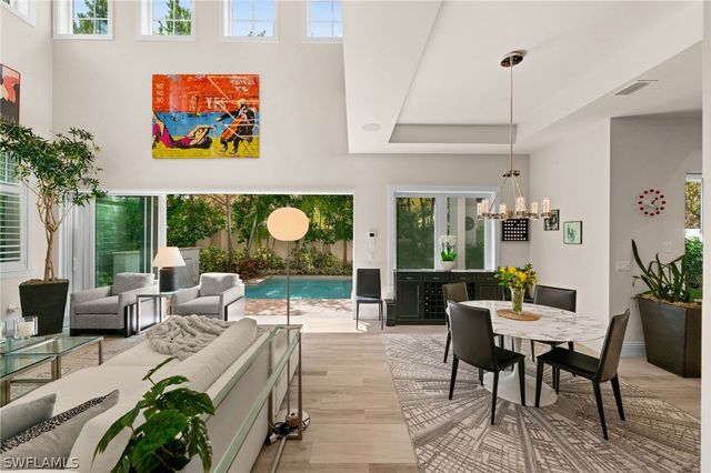 9172 Mercato LN, Naples, FL 34108