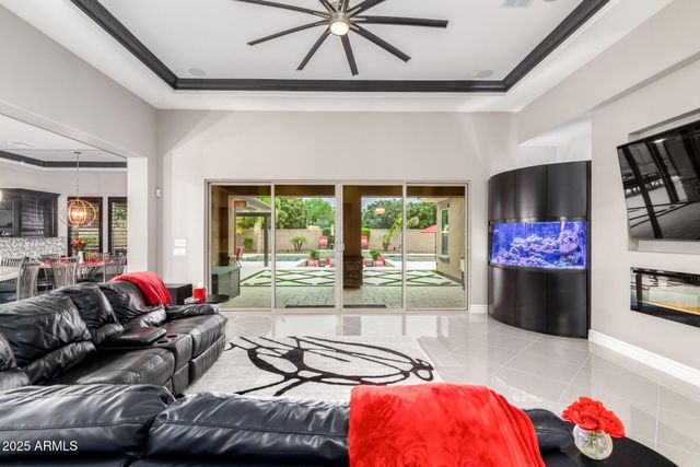 6017 S MARIN Court, Gilbert, AZ 85298