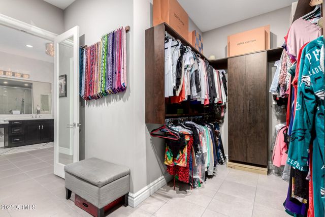 6017 S MARIN Court, Gilbert, AZ 85298