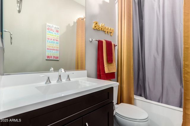 6017 S MARIN Court, Gilbert, AZ 85298