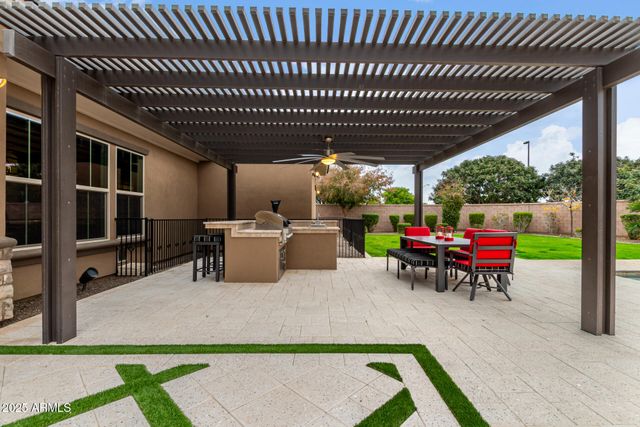 6017 S MARIN Court, Gilbert, AZ 85298