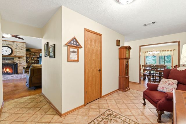 280 Mcgehee Road, Willis, TX 77378