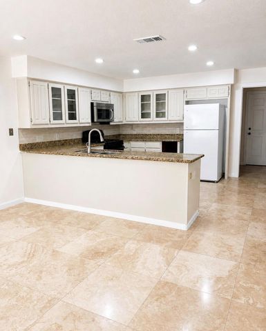 302 Meadow Creek DR, Pflugerville, TX 78660