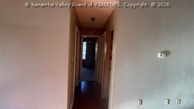 779 COOPERS CREEK Road, Charleston, WV 25312