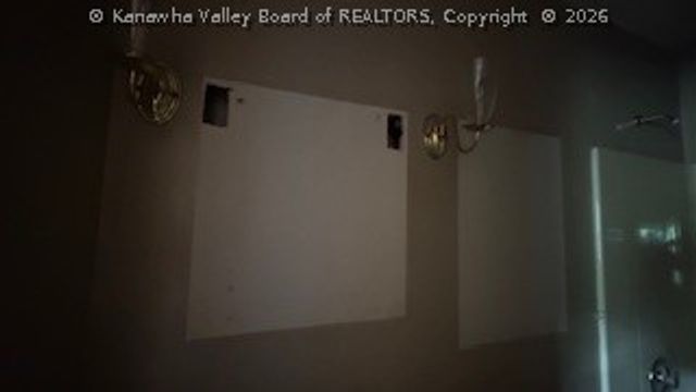 779 COOPERS CREEK Road, Charleston, WV 25312