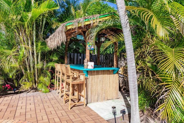 245 N Tradewinds Avenue, Lauderdale By The Sea, FL 33308