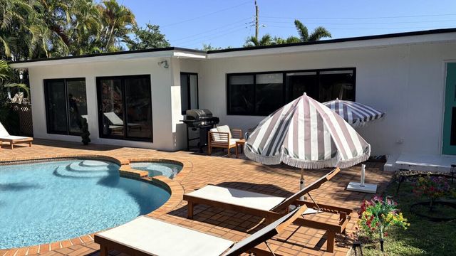 245 N Tradewinds Avenue, Lauderdale By The Sea, FL 33308