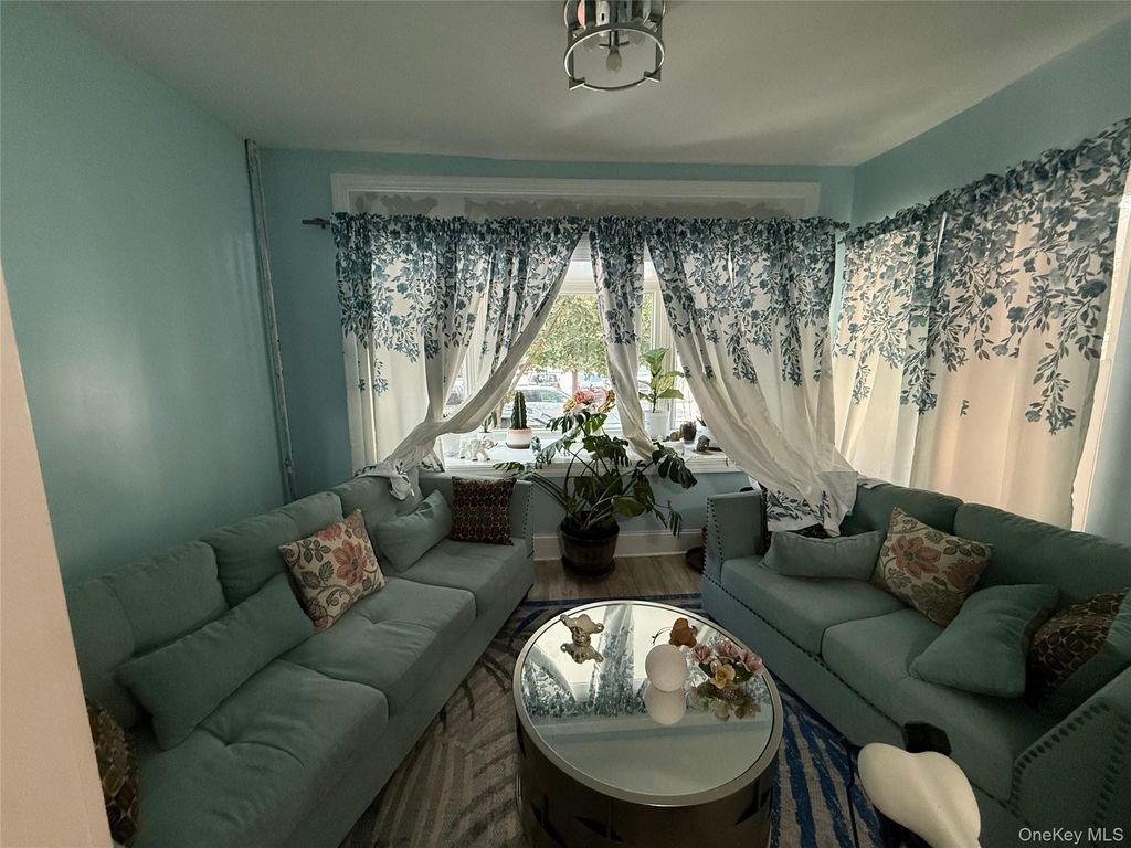 685 Essex Street, Brooklyn, NY 11208 — photo 4