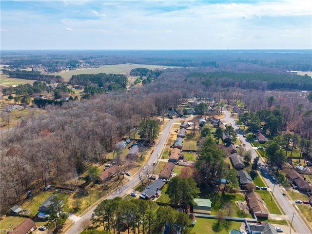 2736 Horseshoe DR, Chesapeake, VA 23322