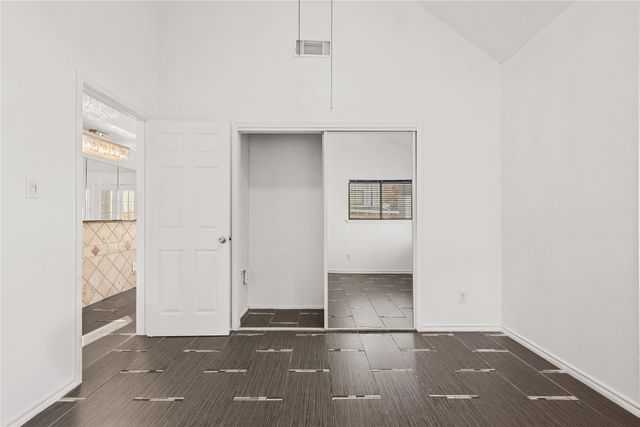 3404 Country Club Drive W 264, Irving, TX 75038