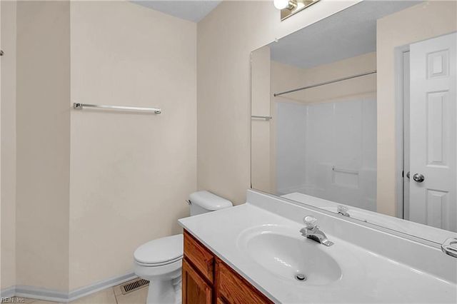 175 Rustling Oak RDG, Yorktown, VA 23692