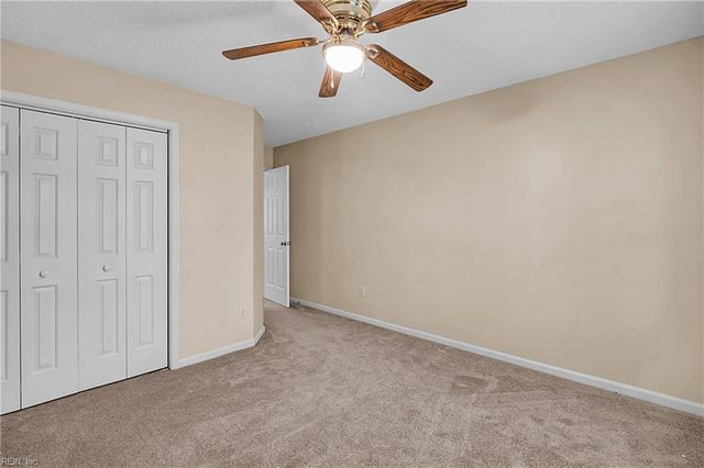 175 Rustling Oak RDG, Yorktown, VA 23692