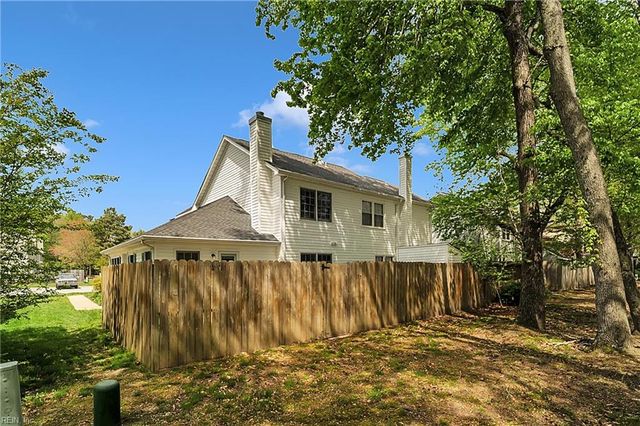 175 Rustling Oak RDG, Yorktown, VA 23692