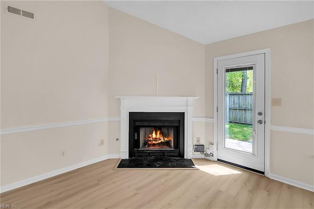 175 Rustling Oak RDG, Yorktown, VA 23692