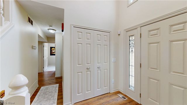 5275 Lenore Drive, Mentor, OH 44060