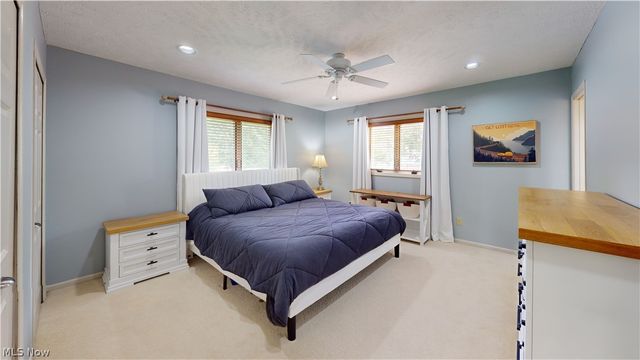 5275 Lenore Drive, Mentor, OH 44060