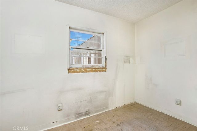 925 N Dickel Street, Anaheim, CA 92805