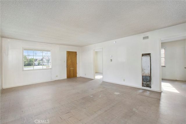 925 N Dickel Street, Anaheim, CA 92805