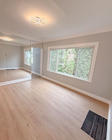 7533 S Michigan Avenue, Chicago, IL 60619
