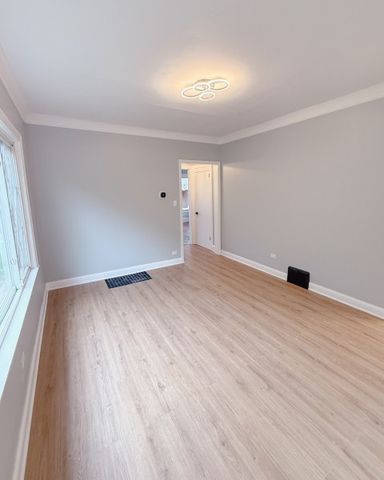7533 S Michigan Avenue, Chicago, IL 60619