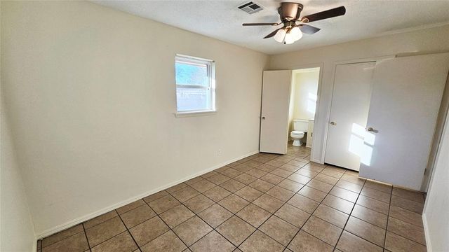 132 SW 11th Street, Moore, OK 73160