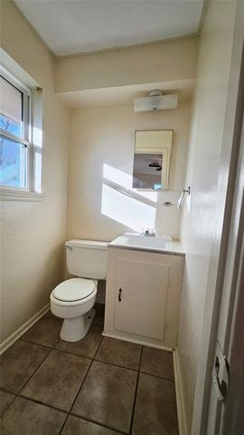 132 SW 11th Street, Moore, OK 73160