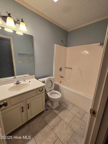 1 Upton Court, Greenville, NC 27858