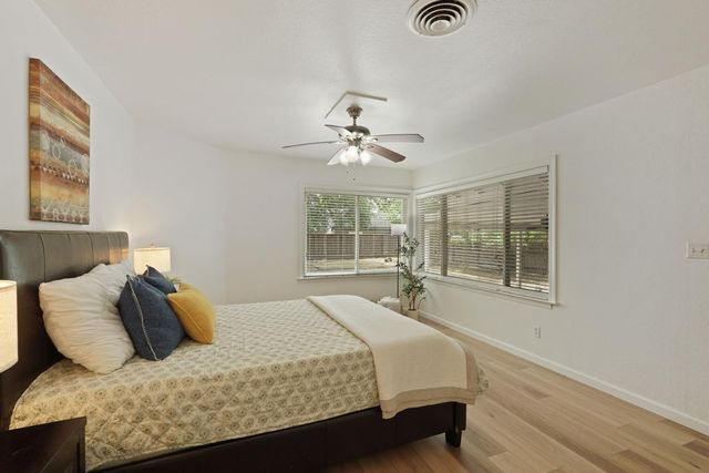 216 E Carlton Way, Tracy, CA 95376