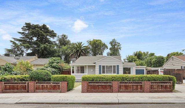216 E Carlton Way, Tracy, CA 95376