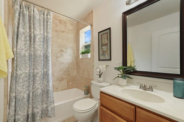 216 E Carlton Way, Tracy, CA 95376